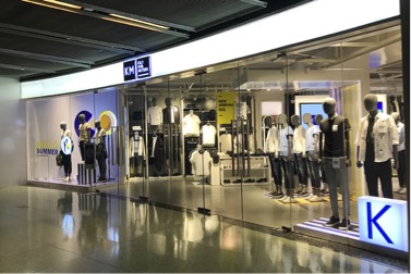 别人关店它频开新店，KM为何如此任性？