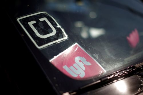 Uber今秋将推出信用卡 与Lyft竞争进一步加剧
