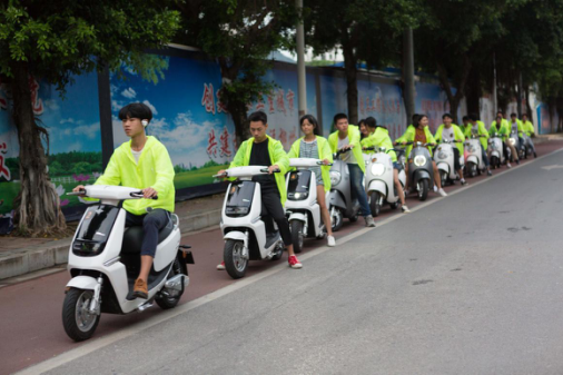 雅迪年青车系列席卷市场 热销的秘密是什么？