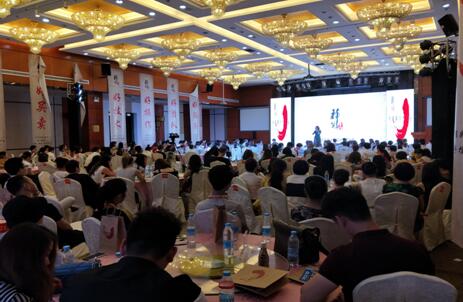 开启无痛洗眉时代！神笔美涂加盟代理商机无限！