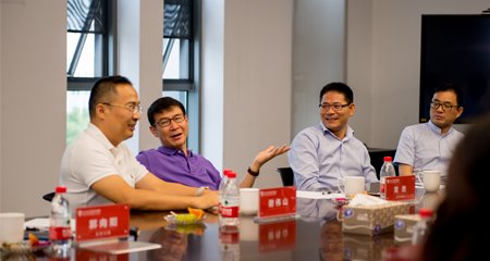 君智咨询谢伟山分享中国企业独有的三重优势