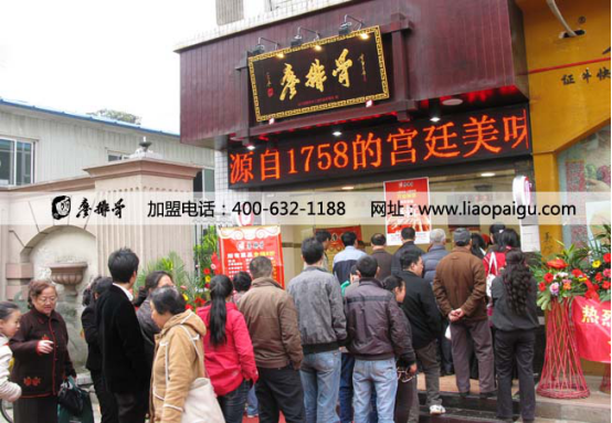 　廖排骨小吃加盟怎么样?轻松经营就能赚钱的好项目