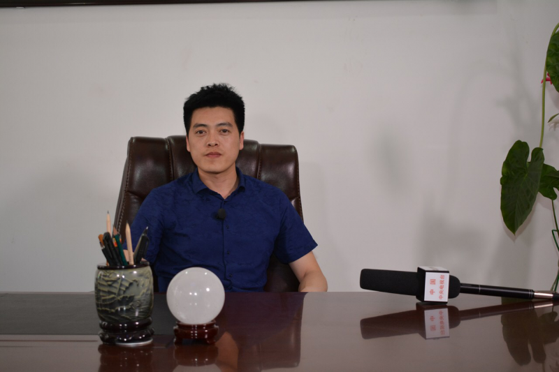 “壹药家”杜山受邀做客央视，深度对话赵宝乐探讨药草之道