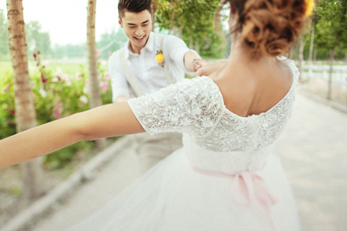 郑州婚纱前十名哪家好【婚纱客片，婚纱照图片欣赏大全】工作室团购价格