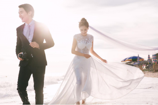 海南三亚婚纱摄影哪家好，热荐高质量高要求工作室