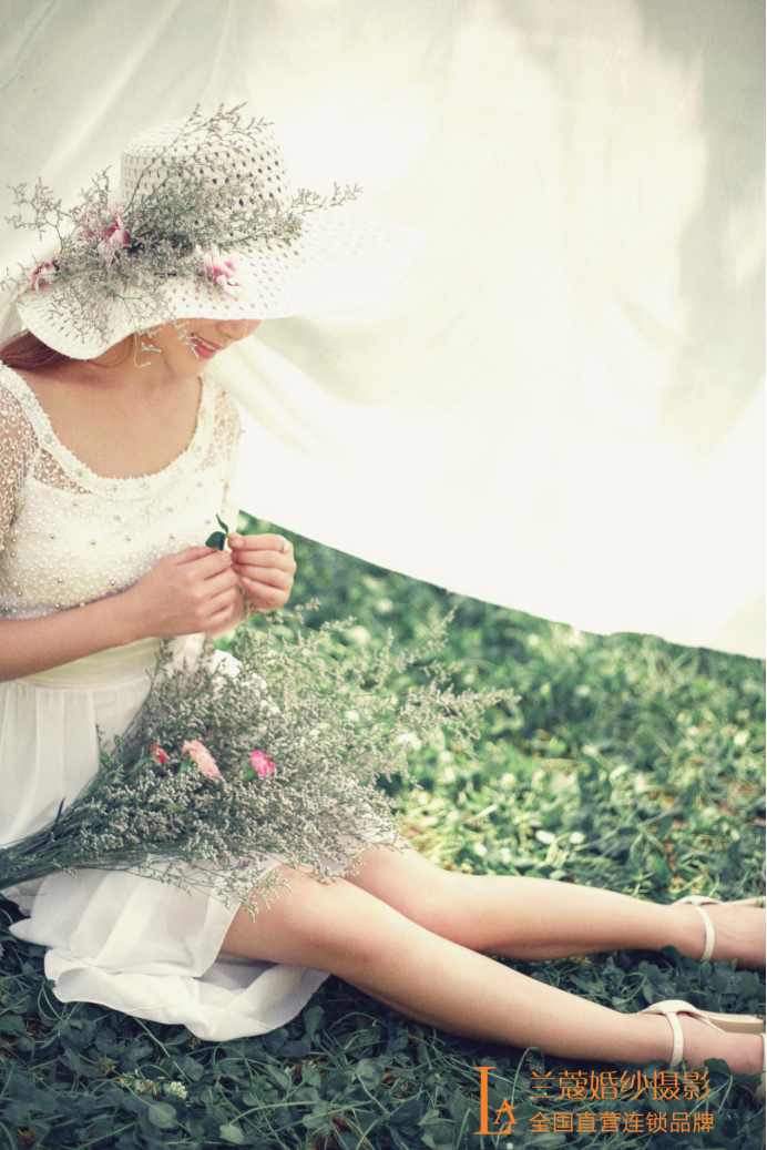 上海三亚婚纱照给准新娘拍婚纱照显瘦秘诀？