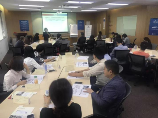 携手上海交大，华夏信财培训中层管理者