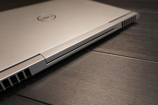 全能笔记本电脑推荐，戴尔成就7000，工作生活两不误