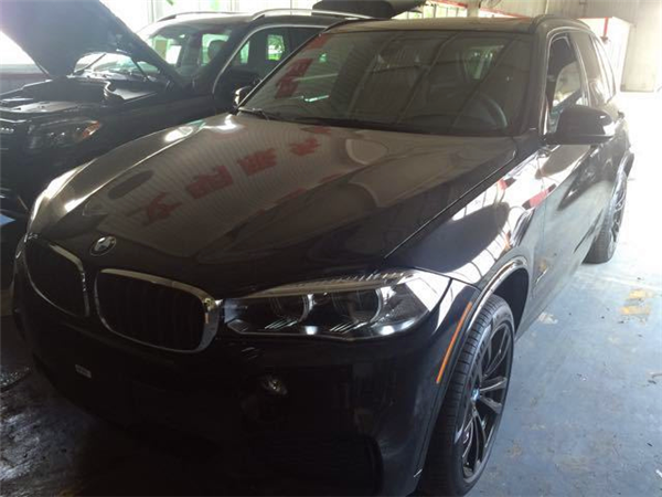  2018最新款宝马X5 M运动版装备豪华配置包