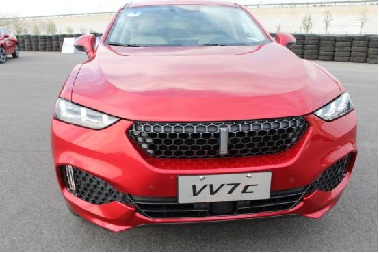 WEY VV7冲破传统束缚 升级你的驾乘享受