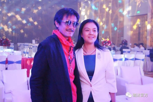 碱法品牌文化传播顾问/北广播音主持艺术学院副院长刘海英与全才导演陈勋奇合影