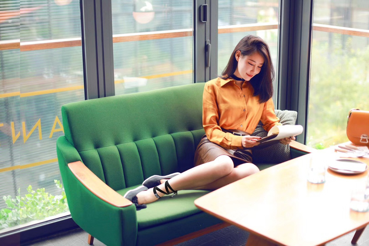 寺库名物IP首发 左岸潇x内联升限定手工鞋助推百年技艺时尚蜕变