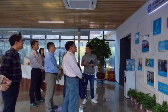 浙江省金融办领导李炳洁一行考察铜掌柜