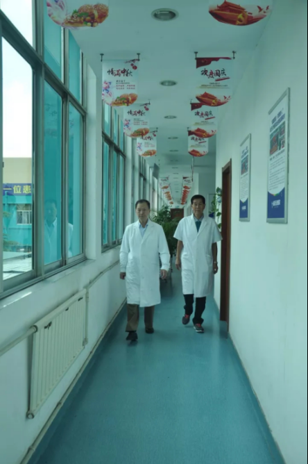 不忘使命 情系患者 临沂五洲男科医院特邀专家教授看望患者