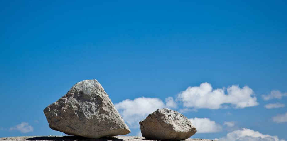 艾灸石稀土养生新奇特