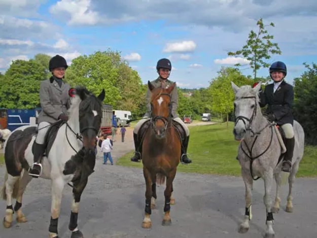 广州澳星移民：英国留学，毕业后出路...在何方？