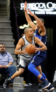 帕克复出 看匹克如何完成一次走心而又温情的营销 