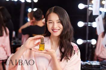 林清轩山茶花润肤油 超模谢欣的随身必备品