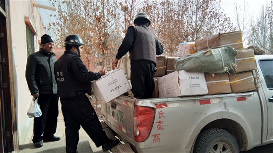 星杰别墅装修：因为有爱，这个冬天不再寒冷！