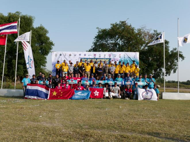 滑翔伞赛场成功“吃鸡”，绿羽代言人王宏吉斩获亚大锦标赛奖牌