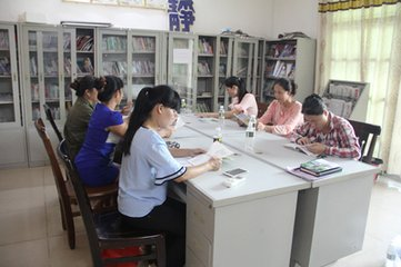 多读书！丽泽堂丰腴膏产品部重视企业文化建设