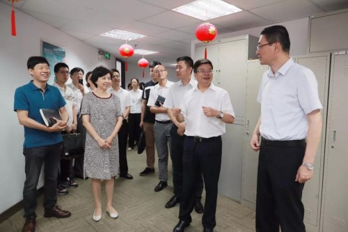 天安财险职工服务站、爱心妈咪小屋揭牌